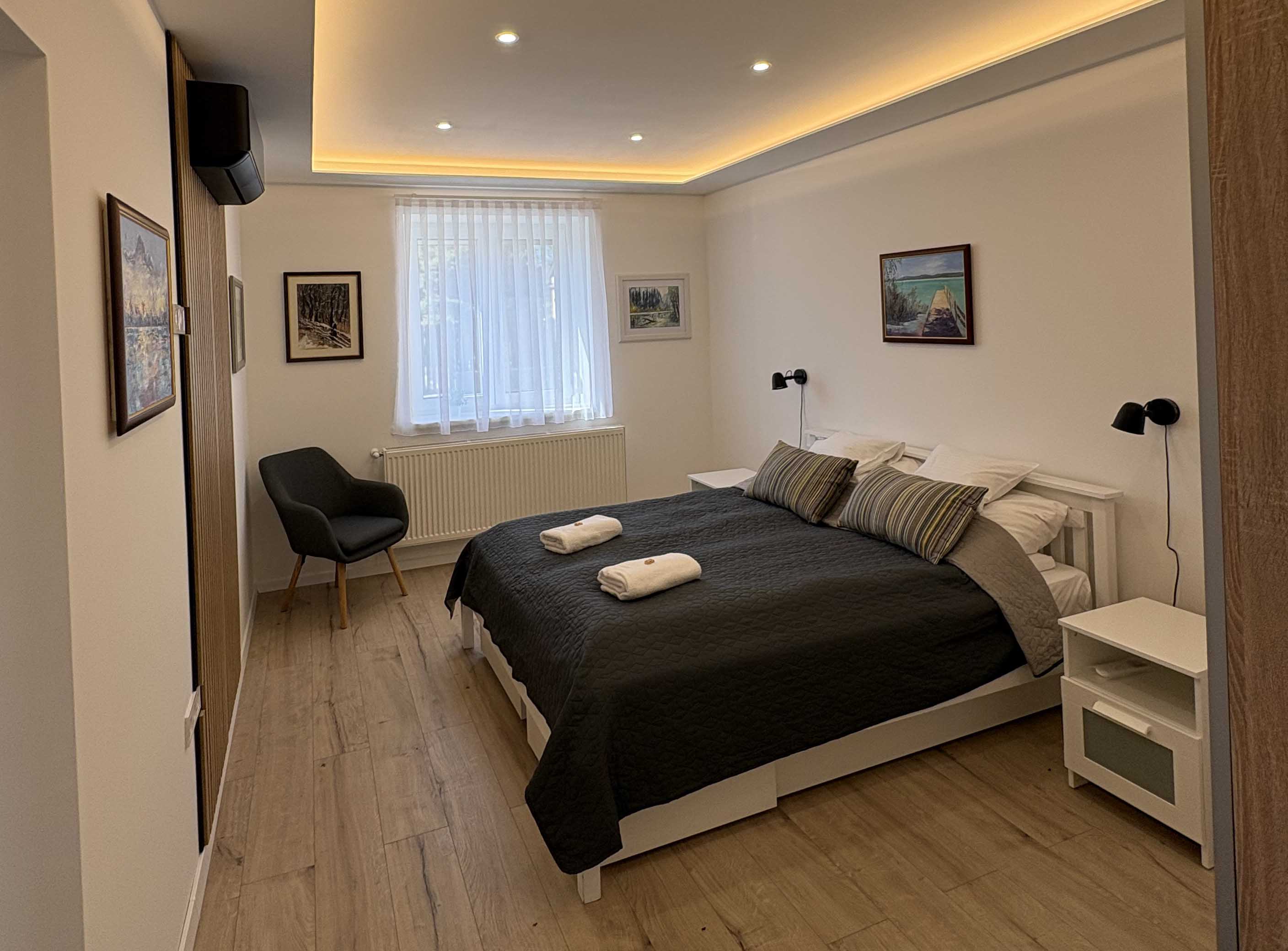 Mandula Apartman nappali és konyha